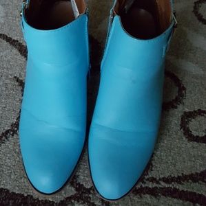 Wanted Burnet faux leather blue ankle boot bootie